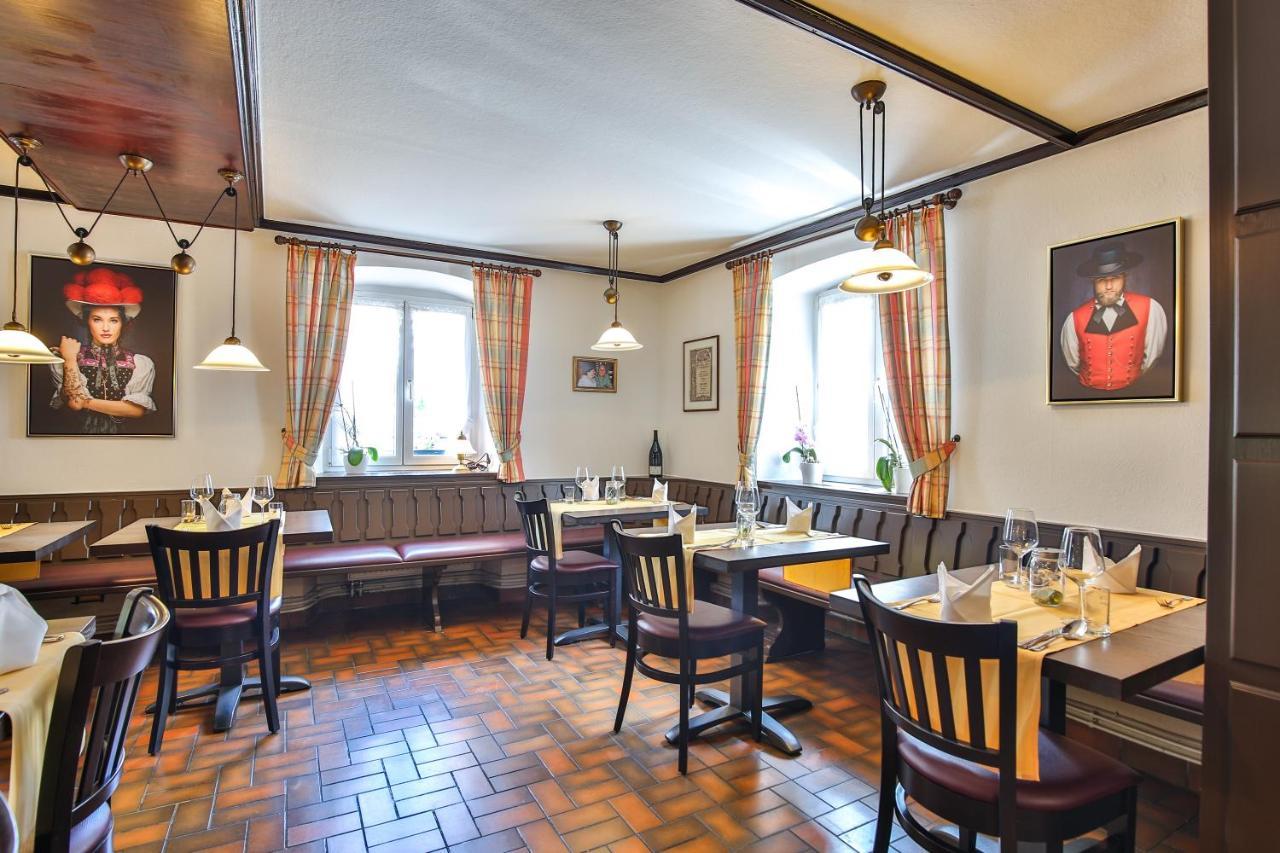 Landgasthof Zur Sonne Auggen Bagian luar foto